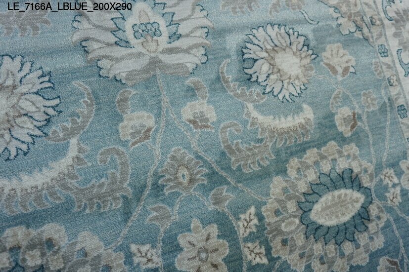le_7166a_lblue_200x290